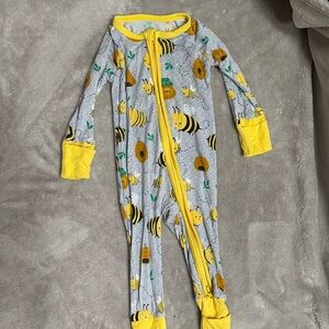 Little sleepies 0-3 months